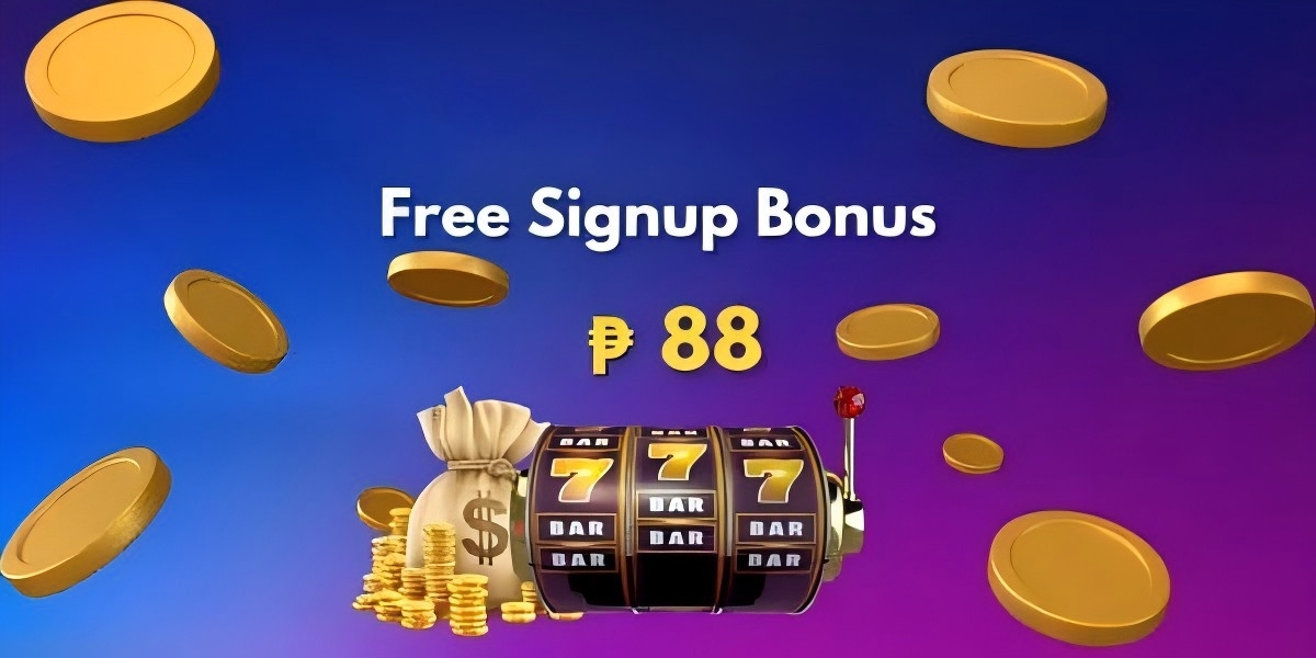 Slot machine showing triple sevens with a money bag, gold coins and a free signup bonus message on the Ninong Game banner